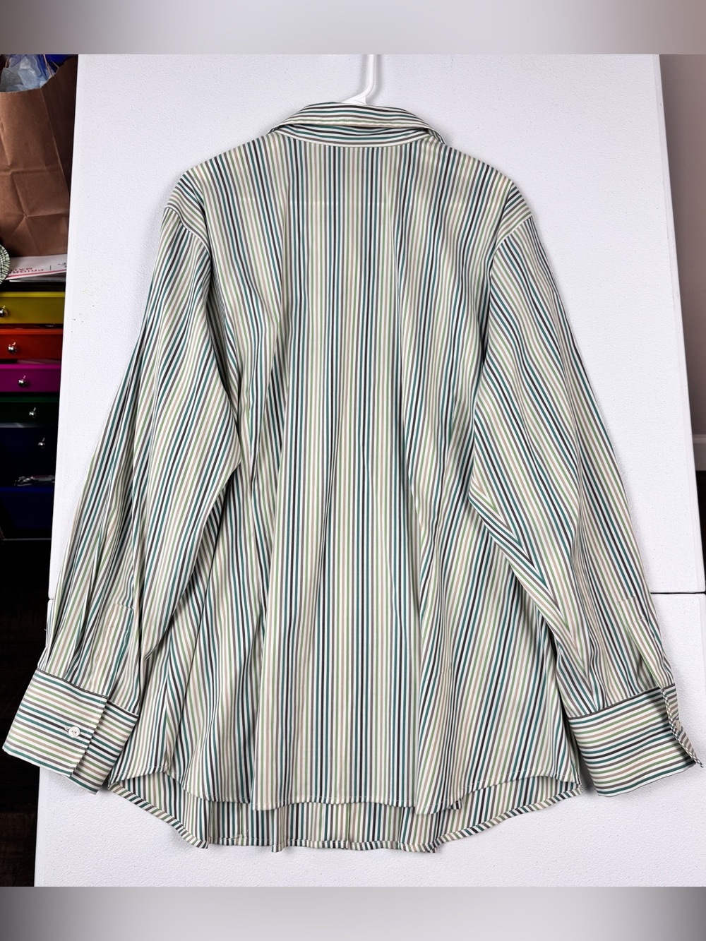 Venezia Jeans Button Down Top Womens 26/28 Green Gray Vertical Striped Stretch - Picture 2 of 6